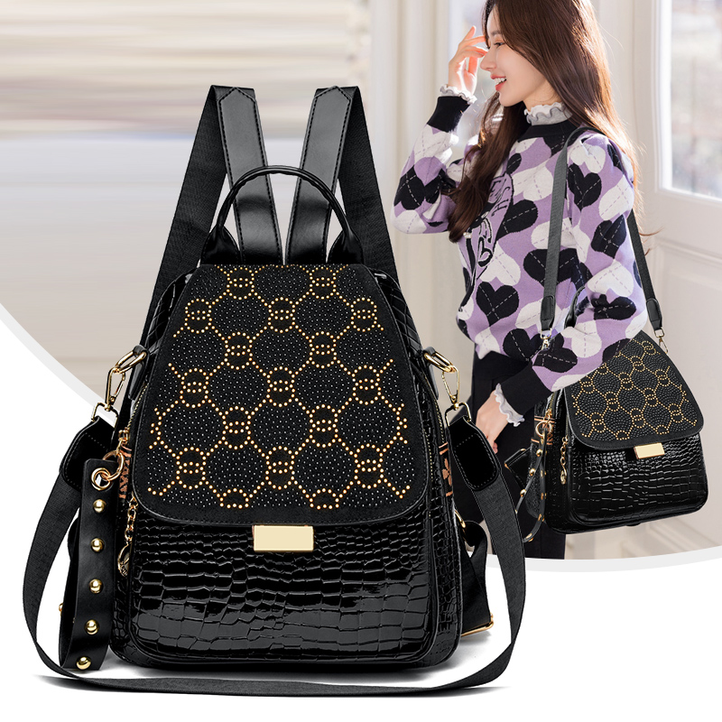 Embroidery Cream - Luxury Oil Wax Leather Backpack for